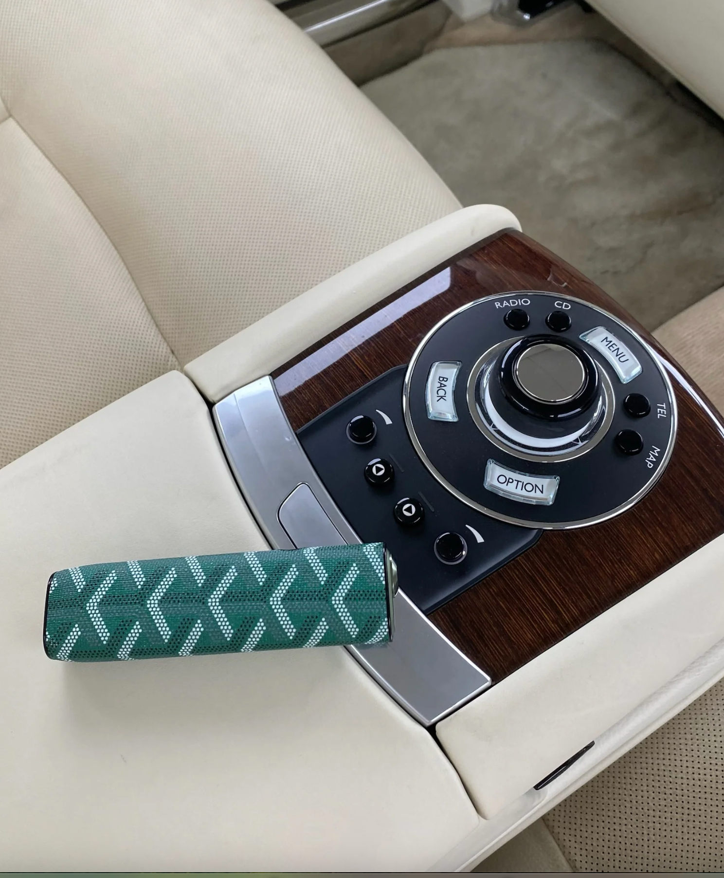 Husa Corium Crem Iluma One